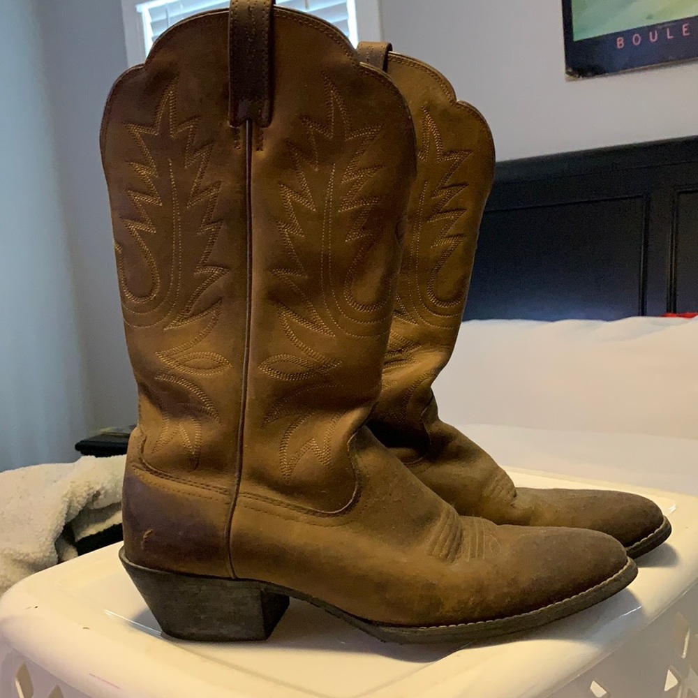 Heritage R Toe Western Boot